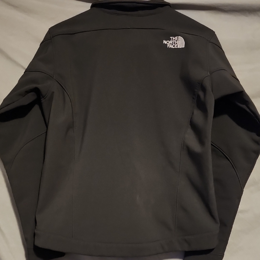 The North Face Women's Black Performance Jacket - Picture 3 of 8